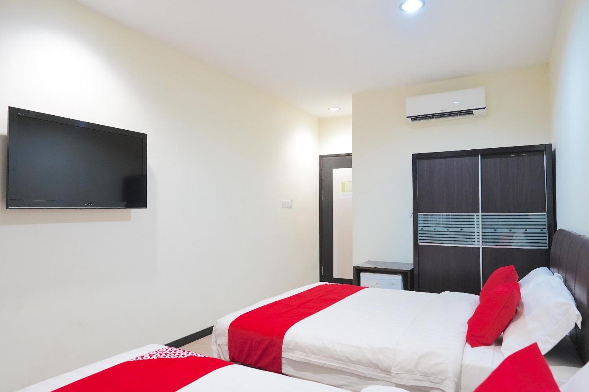 Super Oyo 89544 Utama Inn Bintulu Kültér fotó