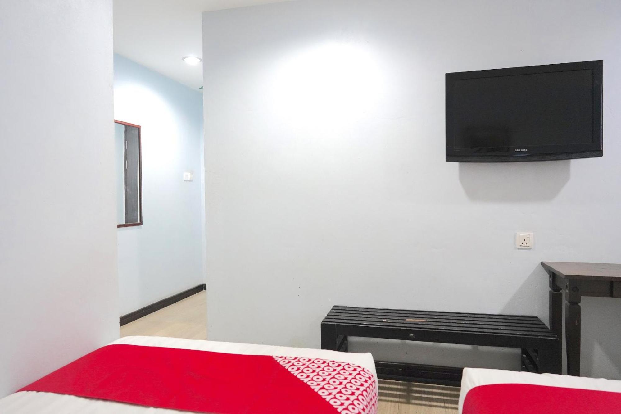 Super Oyo 89544 Utama Inn Bintulu Kültér fotó