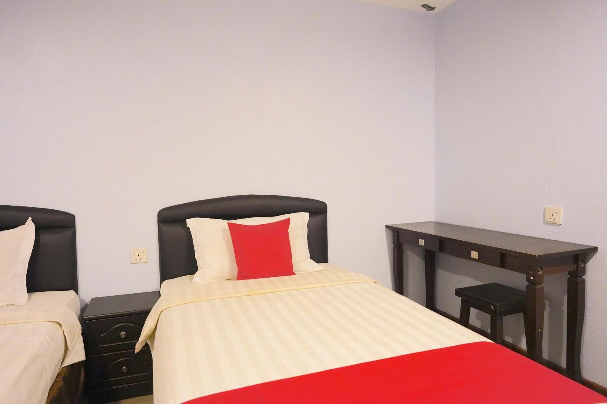 Super Oyo 89544 Utama Inn Bintulu Kültér fotó